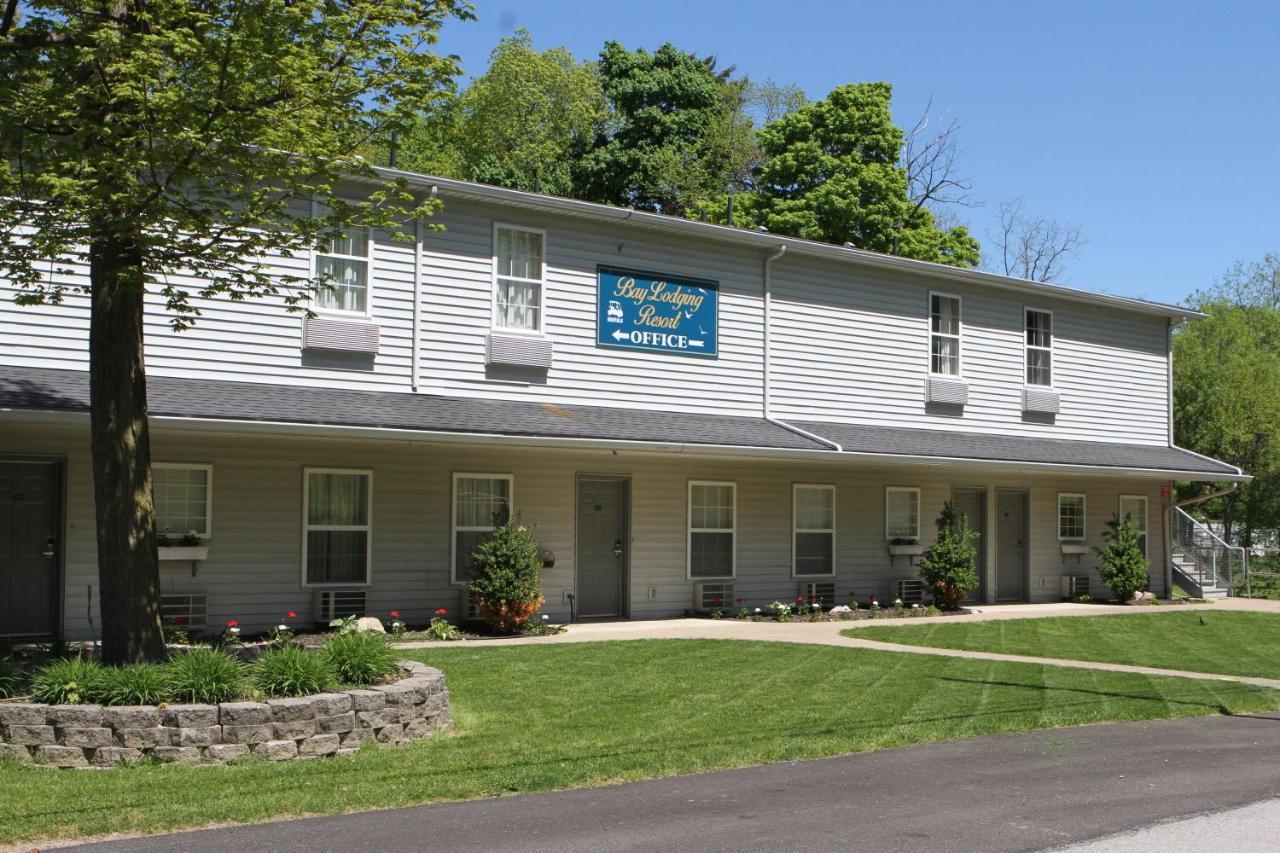 Bay Lodging Resort Put-in-Bay Exteriör bild